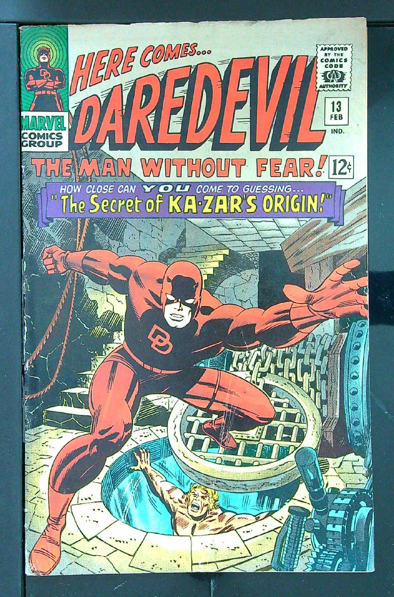 Cover of Daredevil (Vol 1) #13. One of 250,000 Vintage American Comics on sale from Krypton!