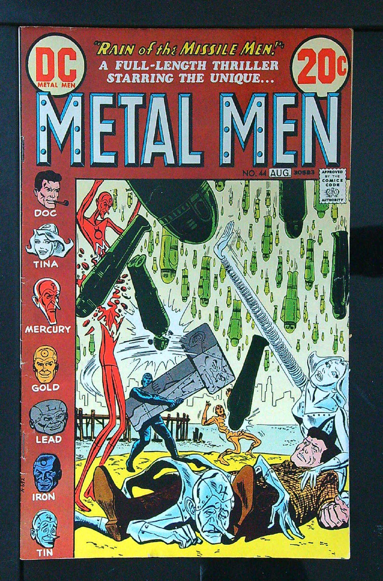 Cover of Metal Men (Vol 1) #44. One of 250,000 Vintage American Comics on sale from Krypton!