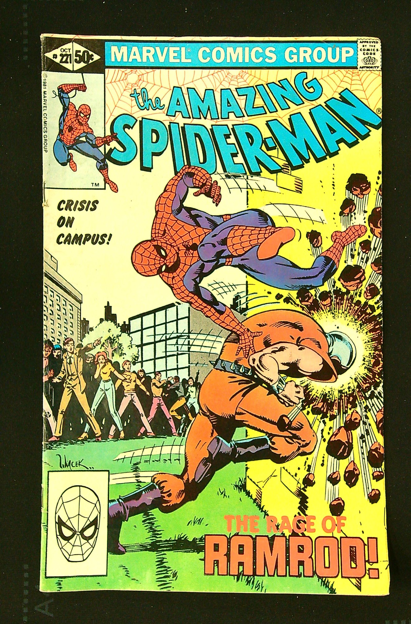 Cover of Amazing Spider-Man (Vol 1) #221. One of 250,000 Vintage American Comics on sale from Krypton!